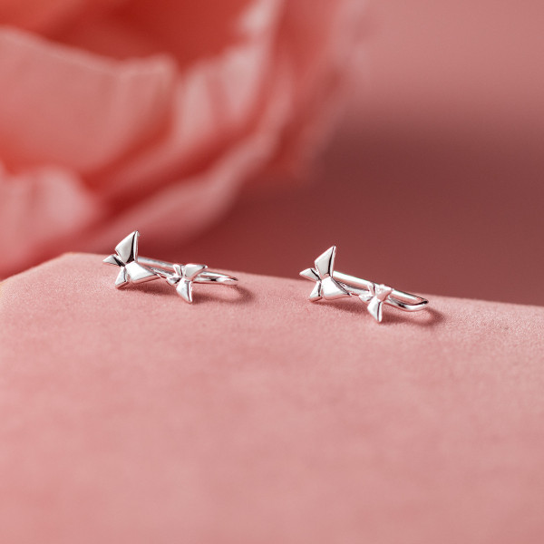 A44683 silver trendy sweet butterfly stud earrings