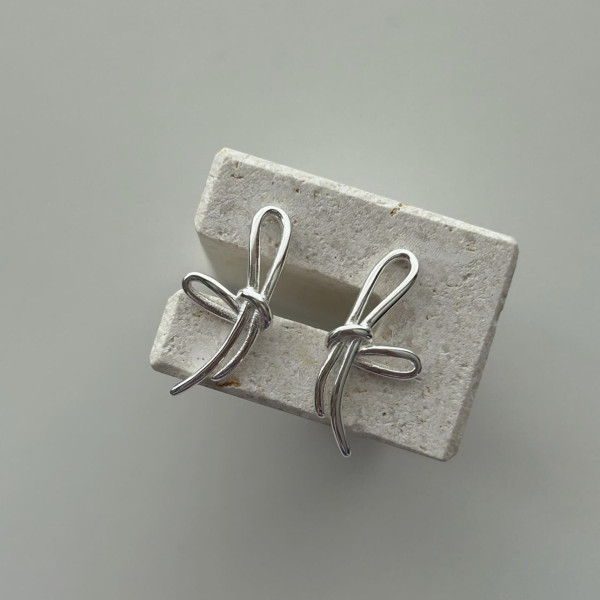 A42724 sterling silver butterfly stud earrings simple elegant earrings