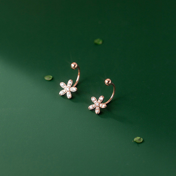 A33716 s925 sterling silver sparkling flower earrings