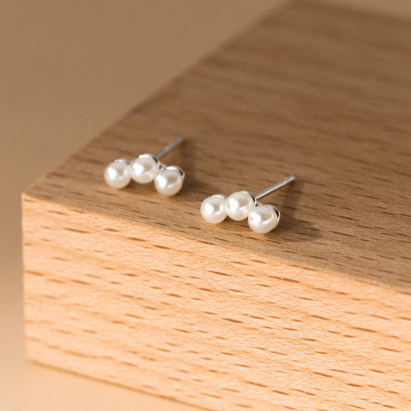 A39170 s925 sterling silver design artificial pearl stud cute dainty earrings