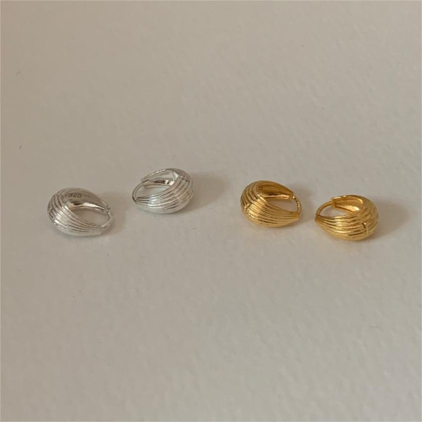 A42263 sterling silver stud simple elegant earrings