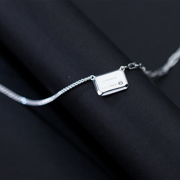 A33992 s925 sterling silver square letter rhinestone necklace