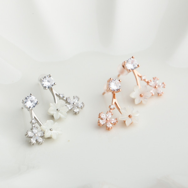 A40124 s925 silver stud sweet rhinestone shell flower earrings