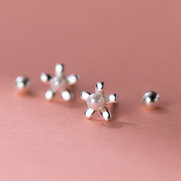 A40687 s925 sterling silver trendy flower artificial pearl stud design earrings