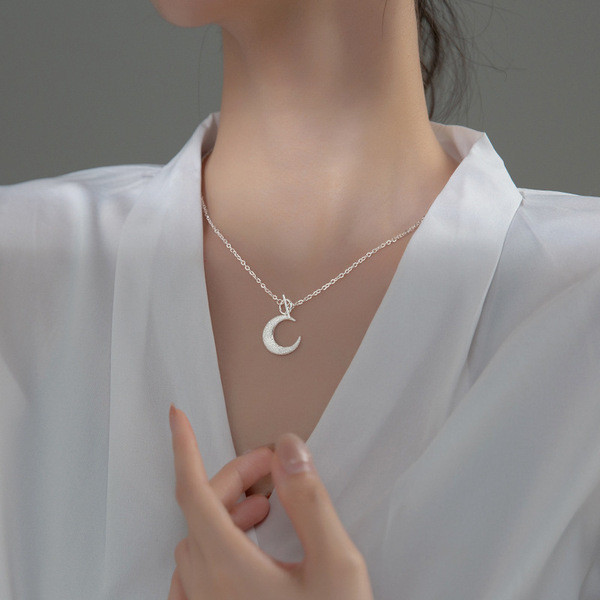 A32991 s925 sterling silver small trendy sweet moon necklace
