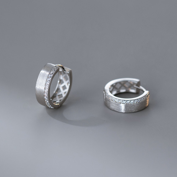 A46409 s925 sterling silver simple rhinestone hollowed rhombic ear buckle