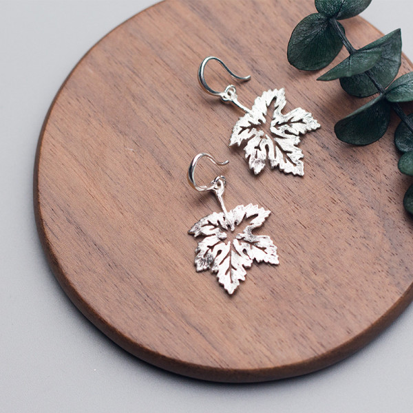 A40663 s925 silver hollowed leaf short dangle earrings fashion earrings