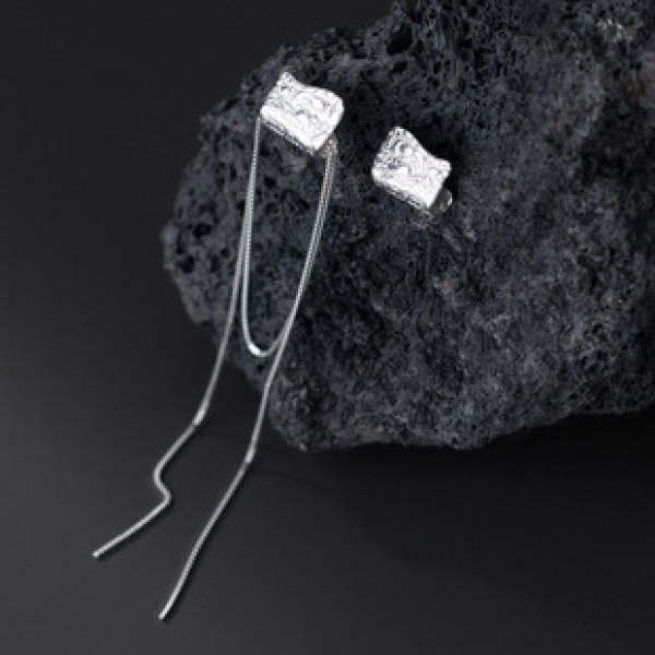 A38179 s925 sterling silver wrinkled stud grade long fringe earrings