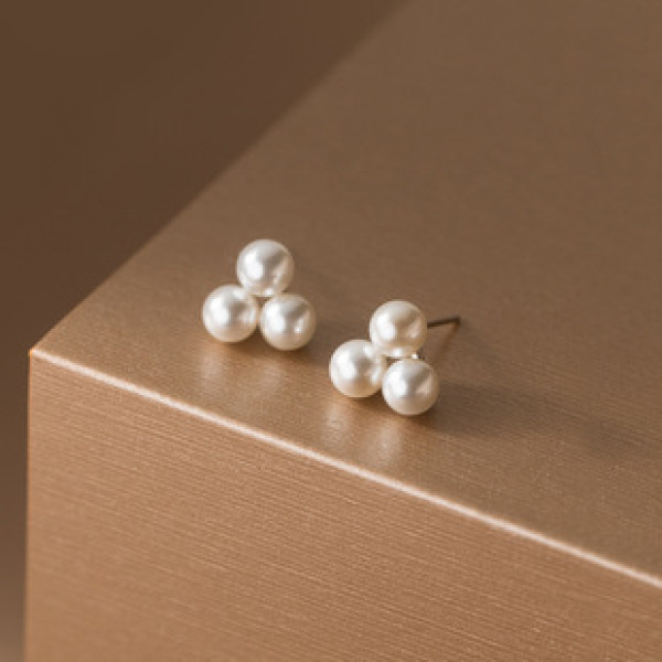 A37928 s925 sterling silver simple artificial pearl triangle stud elegant vintage earrings