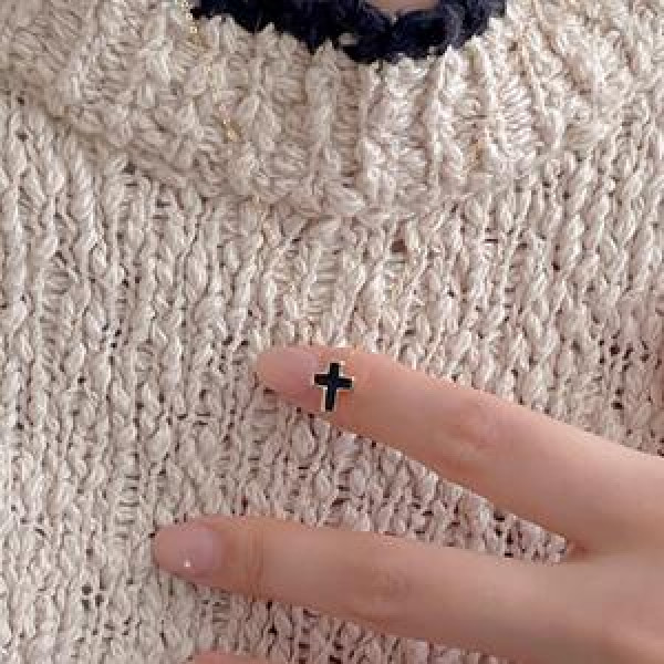 A46379 sterling silver cross simple elegant necklace