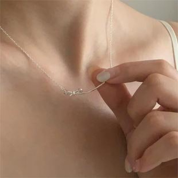 A43209 sterling silver butterfly simple elegant necklace