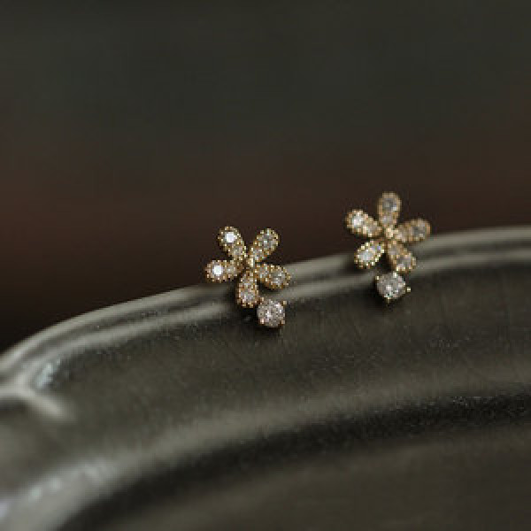 A44974 s925 sterling silver sparkling rhinestone flower stud earrings