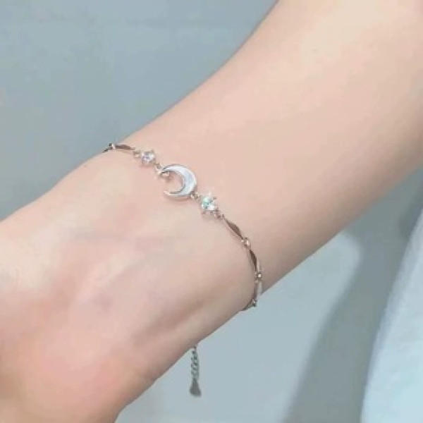 A42870 s925 silver sweet rhinestone moon charm design elegant bracelet
