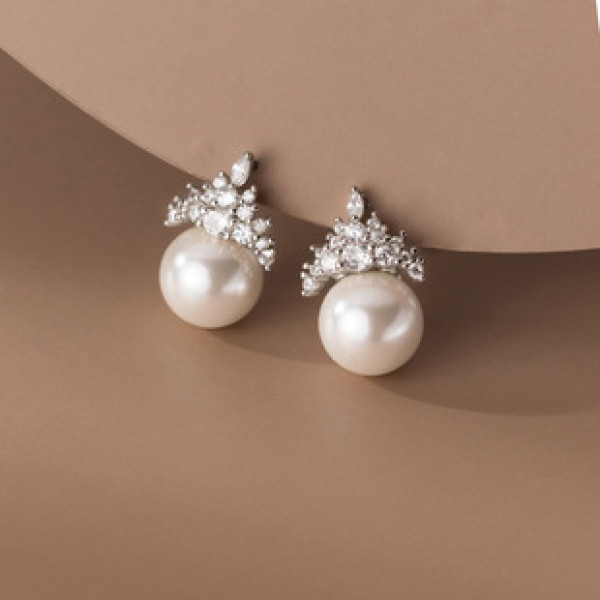 A39022 s925 sterling silver rhinestone crown artificial pearl stud earrings