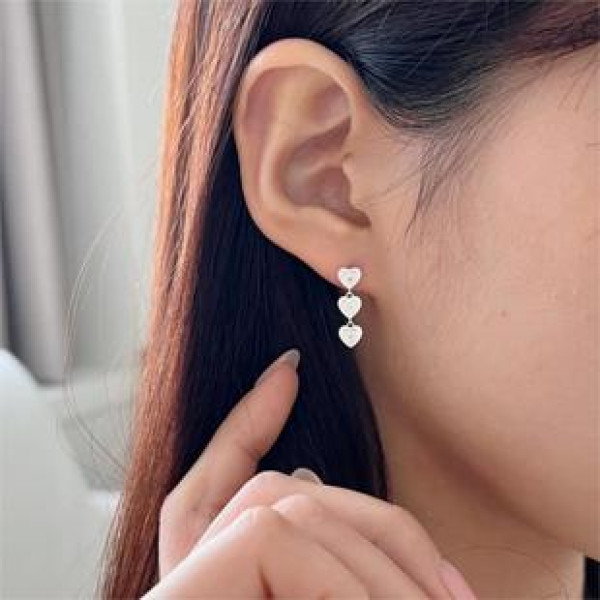 A39930 sterling silver heart stud simple fashion elegant earrings