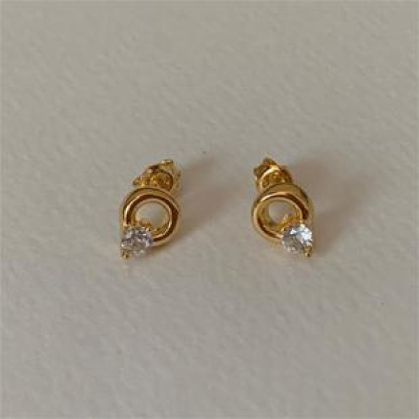 A42718 sterling silver circle cubic zirconia stud earrings simple elegant earrings