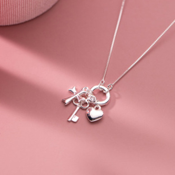 A38231 s925 sterling silver key heart grade necklace