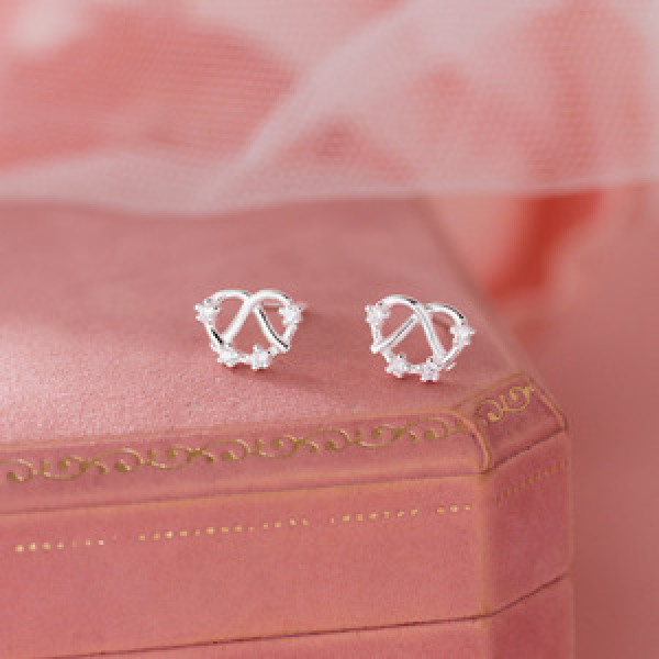 A45026 s925 sterling silver sweet rhinestone heart stud earrings