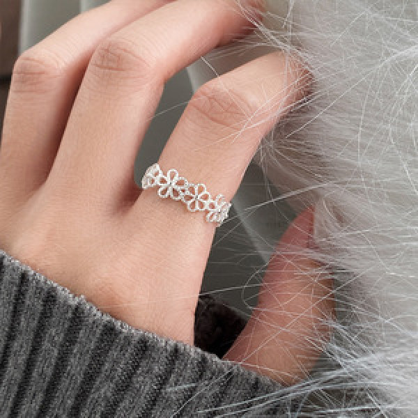 A45124 s925 sterling silver sweet dainty hollowed flower ring