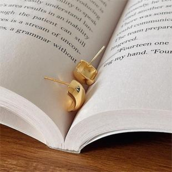 A38727 sterling silver stud simple fashion earrings
