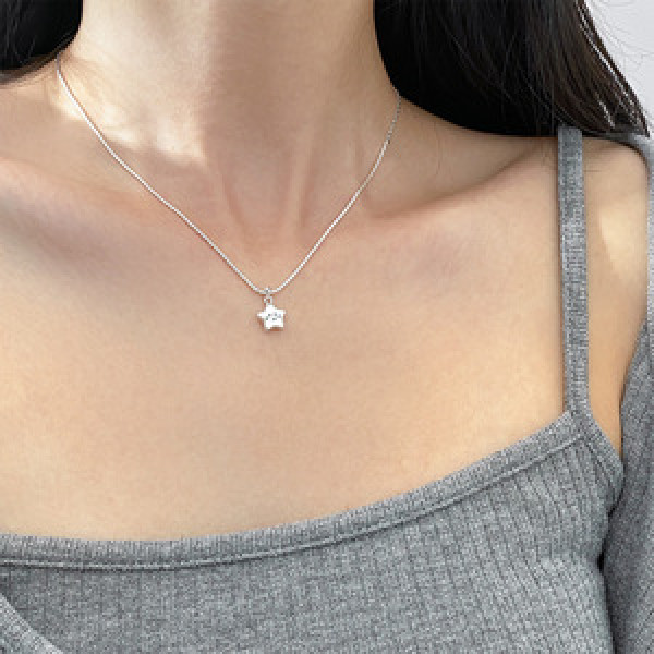 A46125 s925 silver dainty simple smilingface necklace