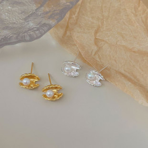 A40445 sterling silver shell pearl stud simple elegant earrings