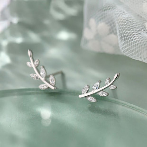 A40106 s925 silver tree stud rhinestone leaf simple earrings