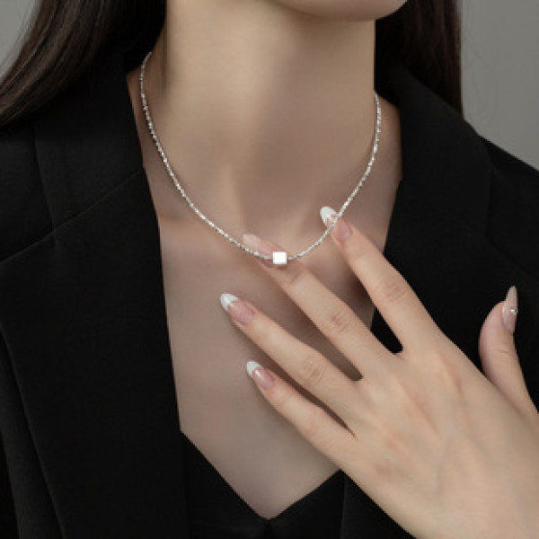 A39096 sterling silver geometric square necklace