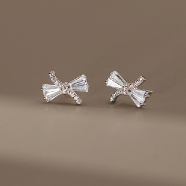 A40023 s925 sterling silver dainty rhinestone butterfly stud elegant grade earrings