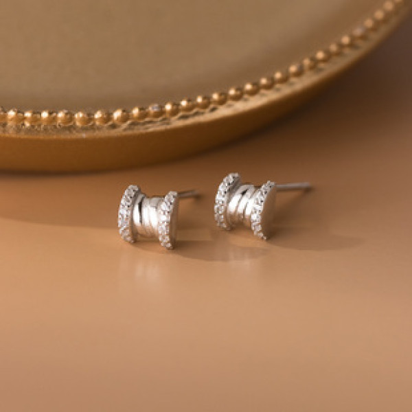 A38043 s925 sterling silver rhinestone stud grade elegant simple earrings
