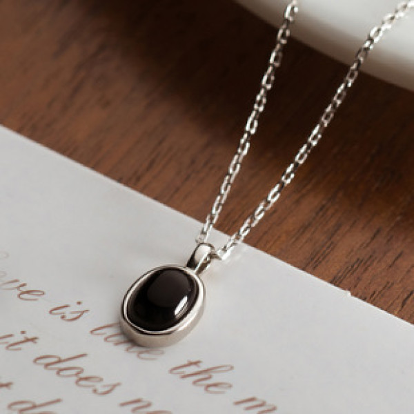 A39130 s925 sterling silver artificial black agate oval elegant necklace