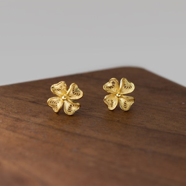 A45638 silver sweet dainty stud earrings