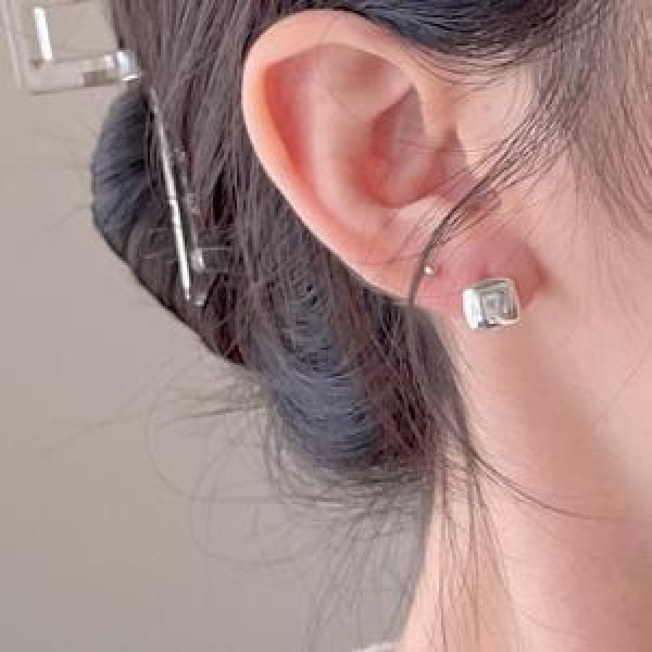A46037 sterling silver square simple elegant earrings