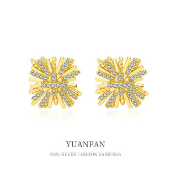 A39349 sterling silver cubic zirconia flower stud design earrings