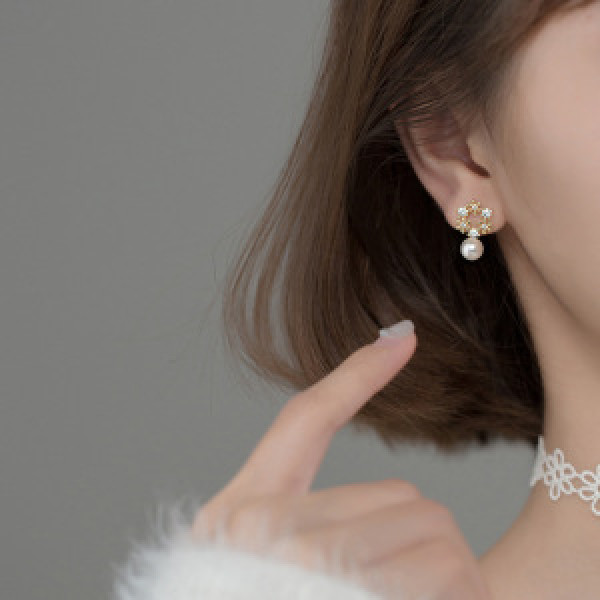 A43877 s925 silver stud sweet rhinestone hollowed flower artificial pearl earrings