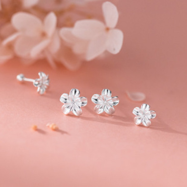 A42977 silver trendy sweet fashion flower stud elegant earrings
