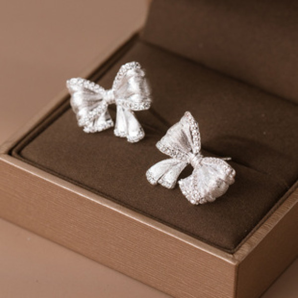A38359 s925 sterling silver rhinestone butterfly stud design earrings