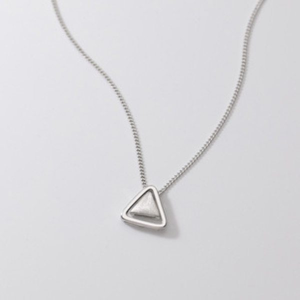 A43314 s925 silver triangle unique elegant simple hollowed necklace