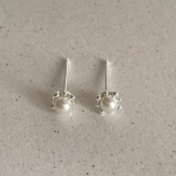 A43843 sterling silver pearl stud simple elegant earrings