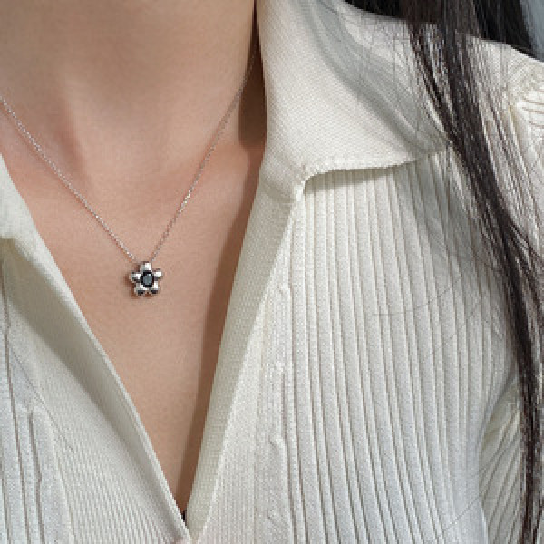 A44254 s925 silver black rhinestone simple trendy cute sweet flower necklace
