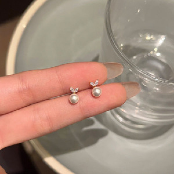 A44940 s925 sterling silver sweet rhinestone heartshape stud earrings