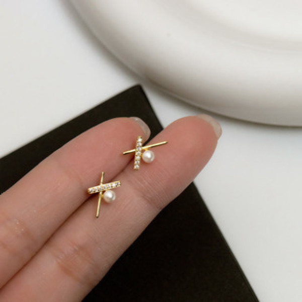 A39297 s925 silver rhinestone pearl stud simple elegant fashion earrings