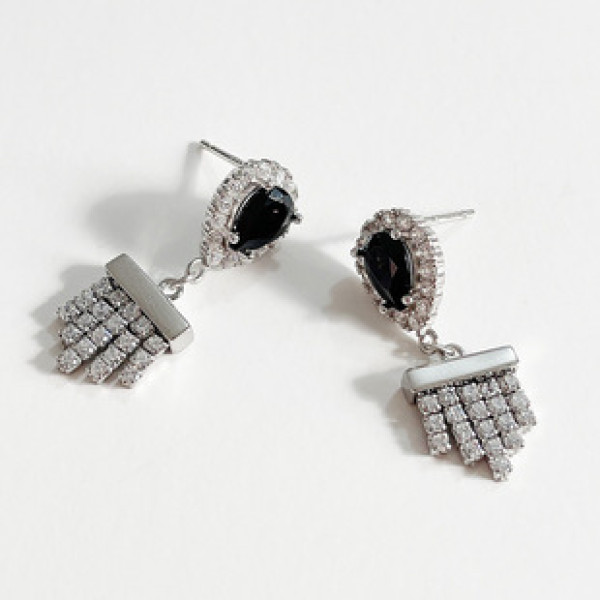 A32837 925 sterling silver teardrop black cubiczirconia earrings