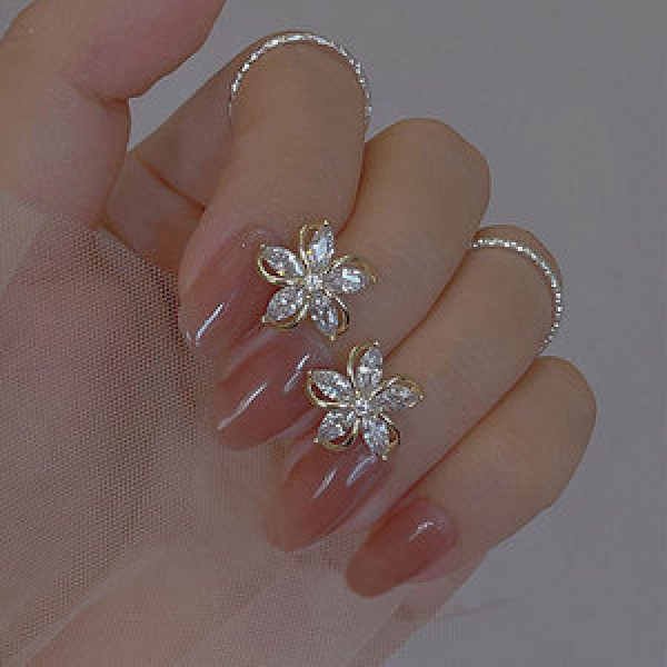 A44883 s925 sterling silver sweet rhinestone hollowed flower stud earrings