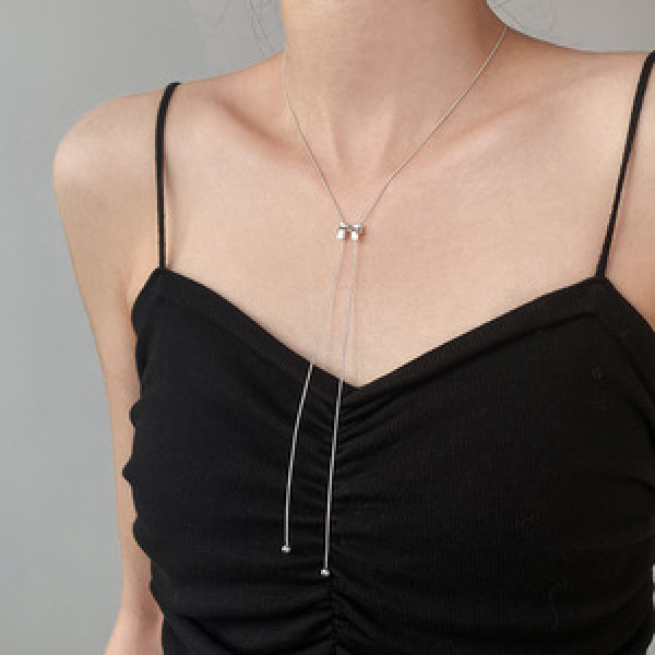 A44388 silver dainty simple butterfly necklace