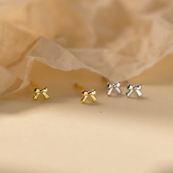 A44417 silver trendy sweet cute butterfly stud earrings