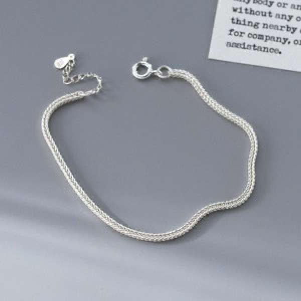A46262 silver simple elegant square braided charm bracelet