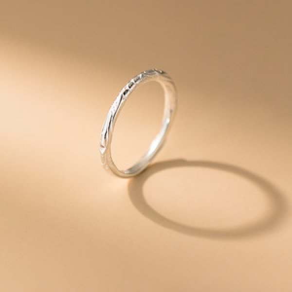 A45662 silver vintage dainty ring