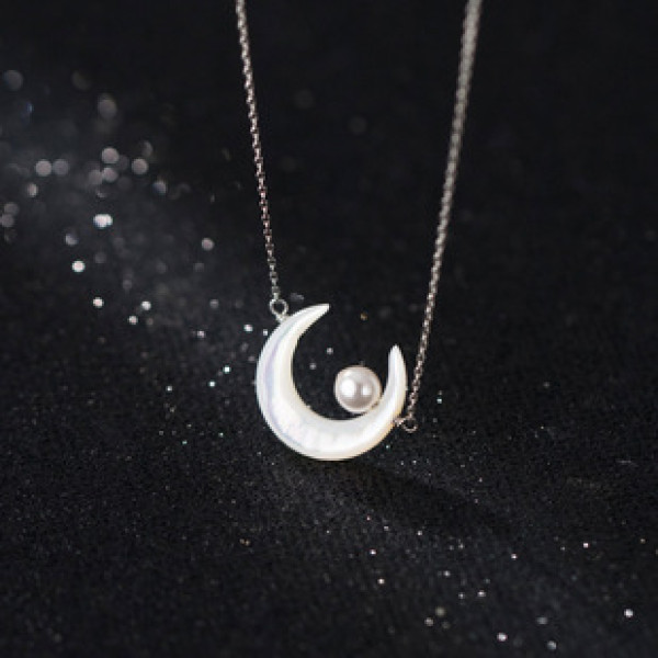 A38986 s925 sterling silver shell moon design necklace