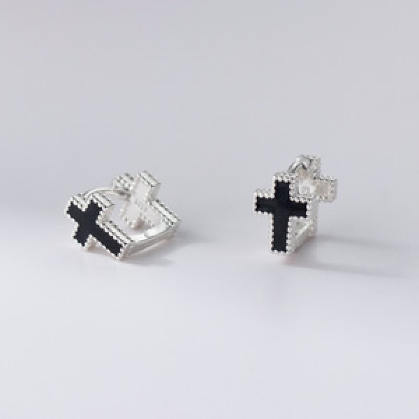 A46136 s925 sterling silver dainty simple fashion double black cross ear buckle